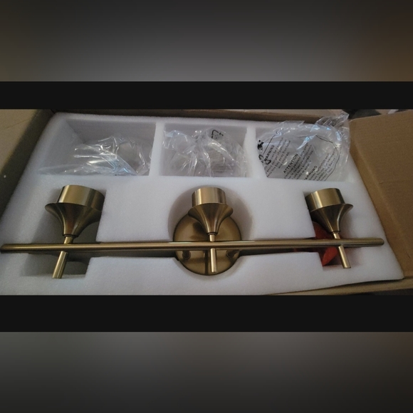 Vanity light - Picture 2 of 5